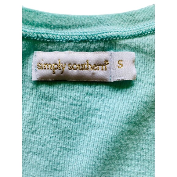 SIMPLY SOUTHERN Women’s Top Floral “Love All That You Do” Graphic Print Small - Picture 6 of 11